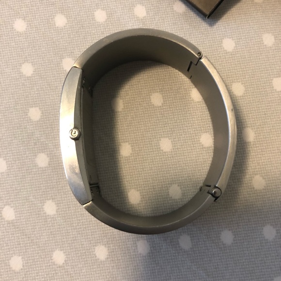 Gucci watch - authentic bangle watch main image 5
